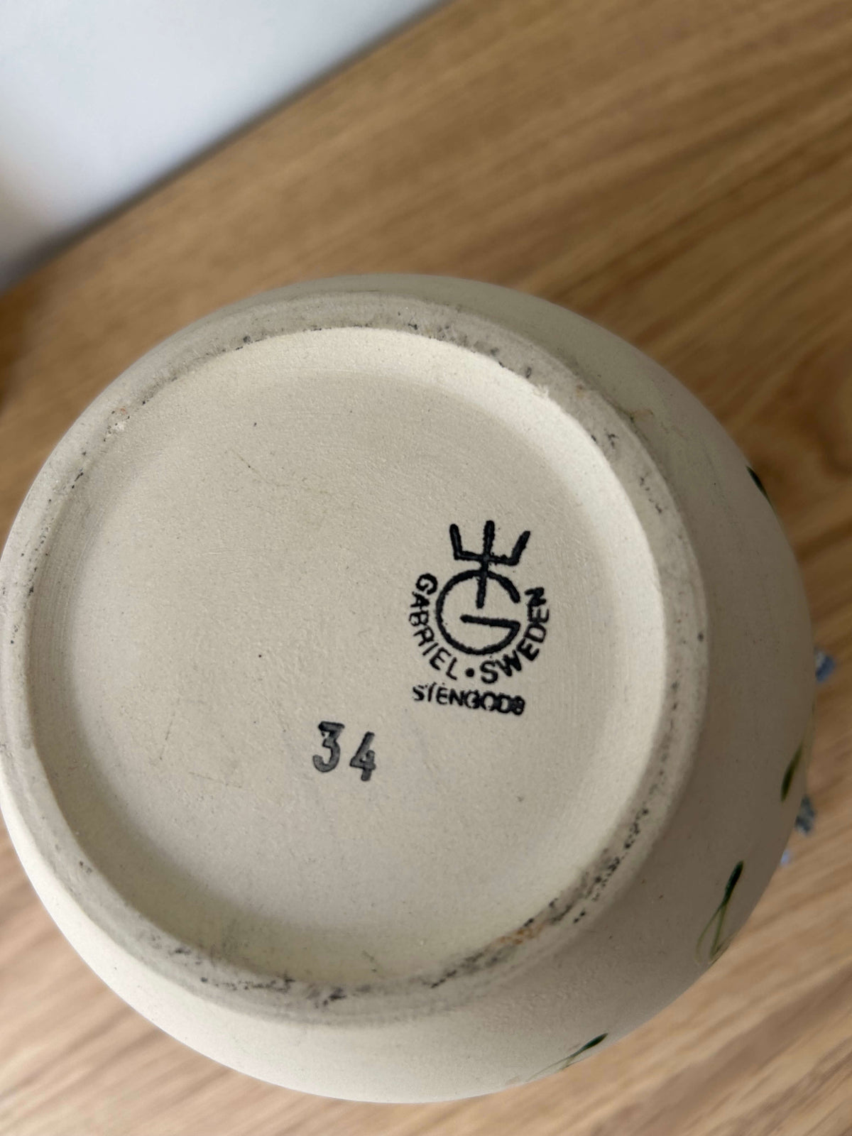 Gabriel Sweden pot met blauwe klokjesbloemen