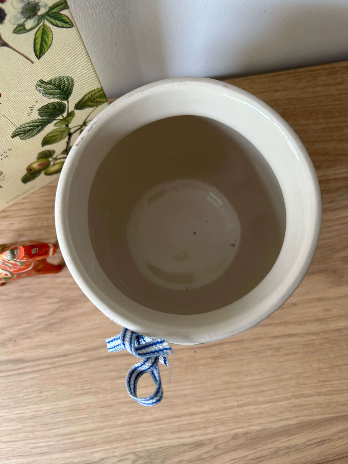 Gabriel Sweden pot met blauwe klokjesbloemen