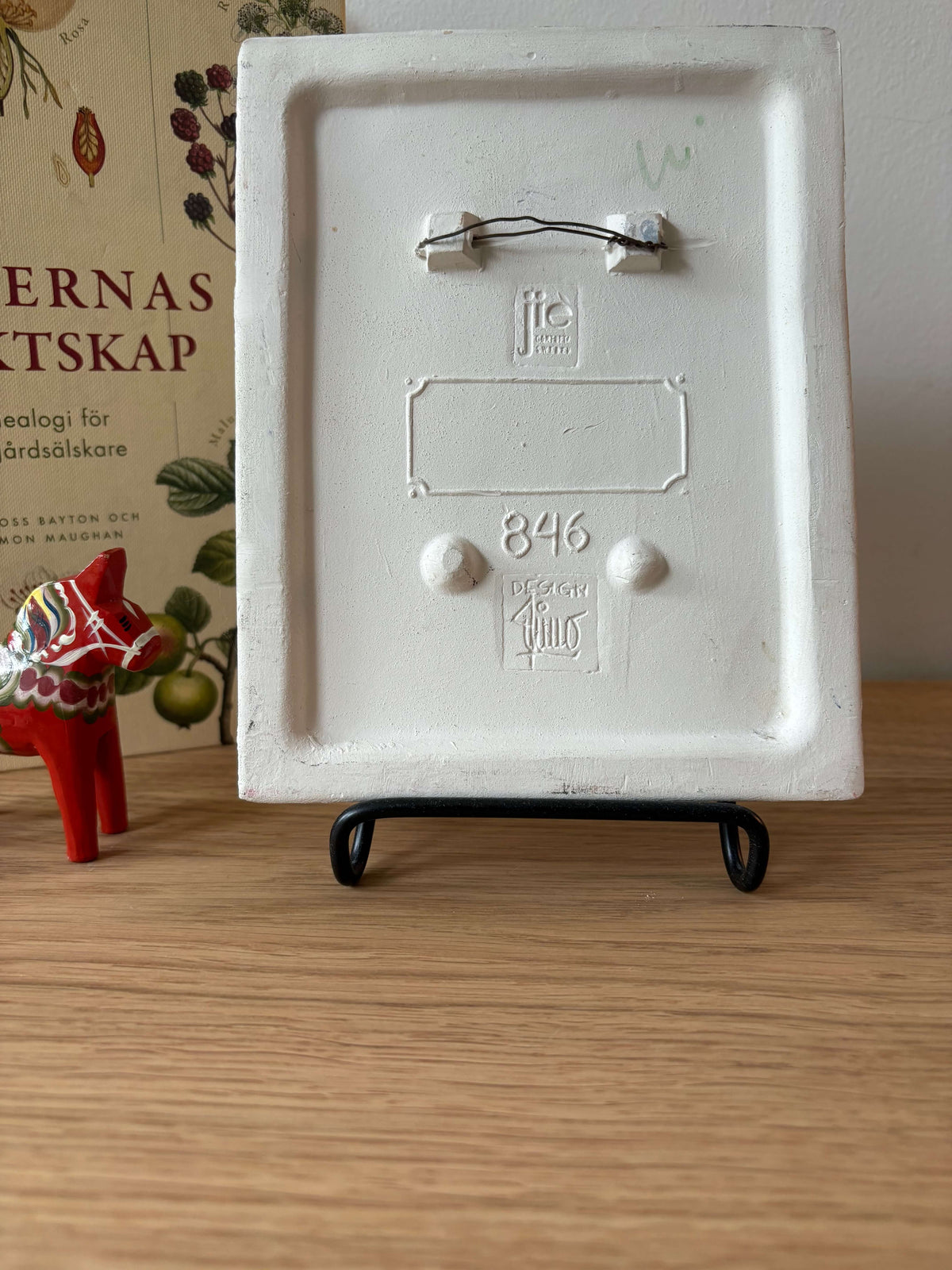 Jie Gantofta wandtegel met wilde bloemen #846