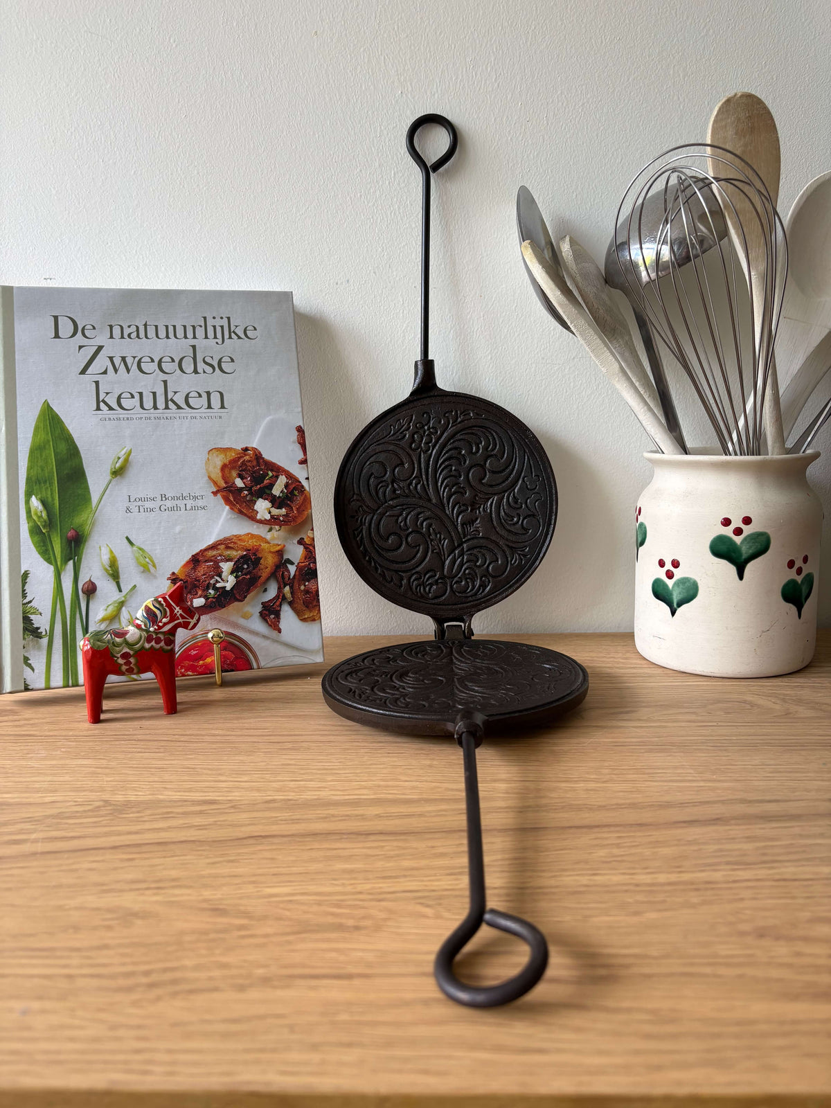 Skeppshult gietijzeren krumkake-wafelijzer 15 cm, Zweeds vintage