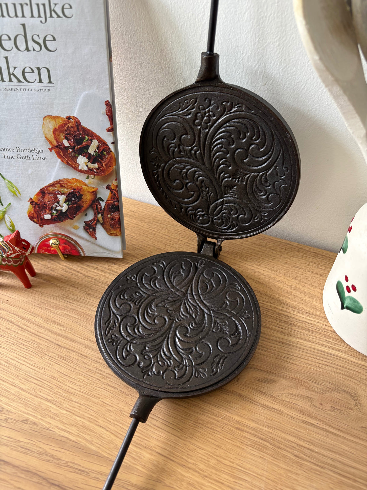 Skeppshult gietijzeren krumkake-wafelijzer 15 cm, Zweeds vintage